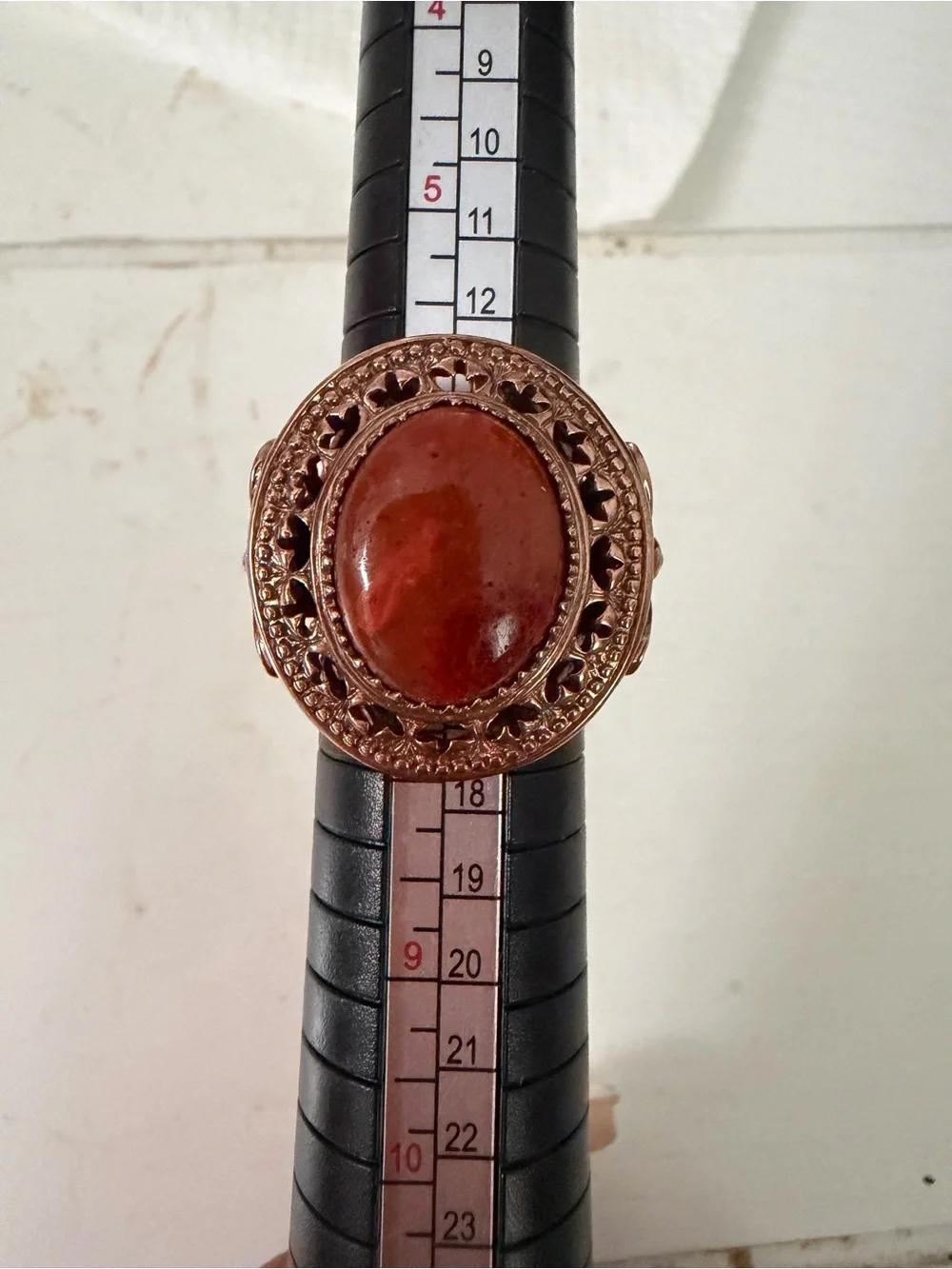 Vintage-Style Women's Filigree Ring with Coral - SZ 7